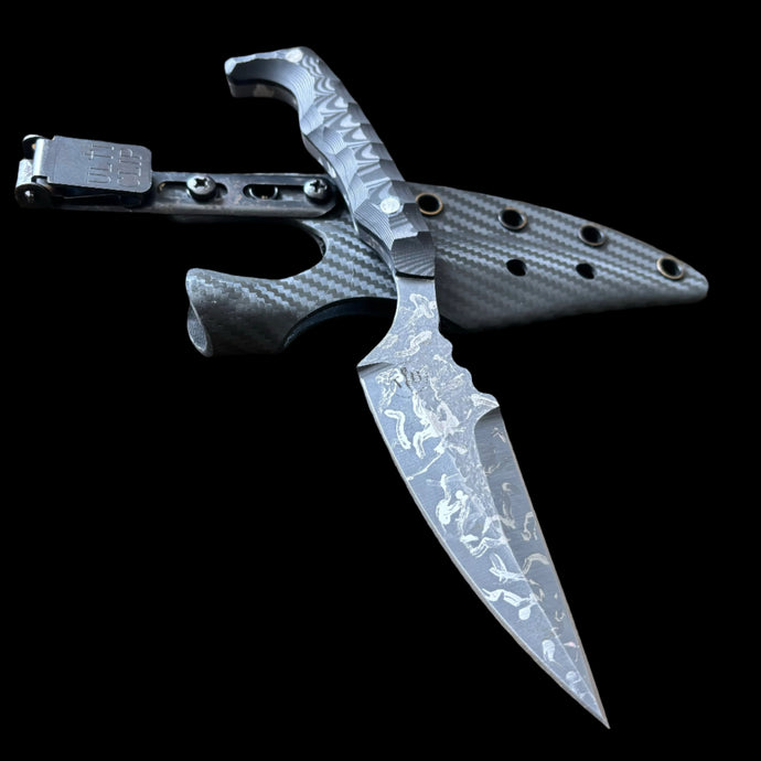 Personal D.A Blade with pocket sheath ( one off carbon fiber )