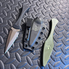 Load image into Gallery viewer, The Soucouyant (FDE CERAKOTE) with trainer